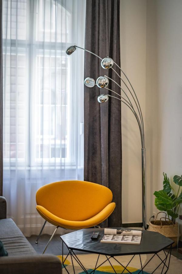Luxury Nova Home next to the New York Café Budapest Exterior foto