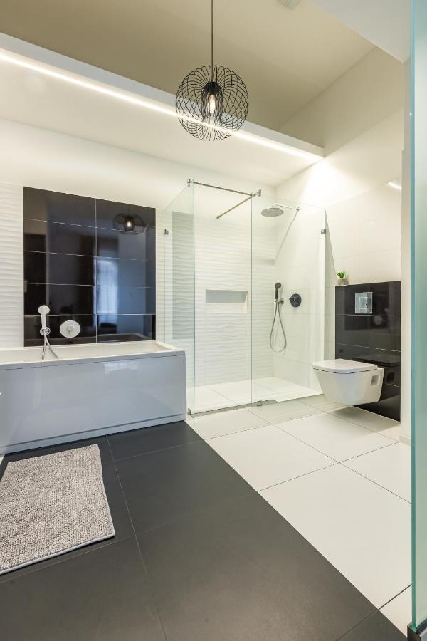 Luxury Nova Home next to the New York Café Budapest Exterior foto